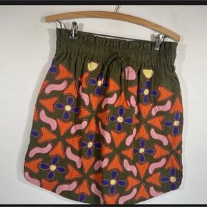 Anthropologie Green Embroidered Mini Skirt size Small w/ Pockets